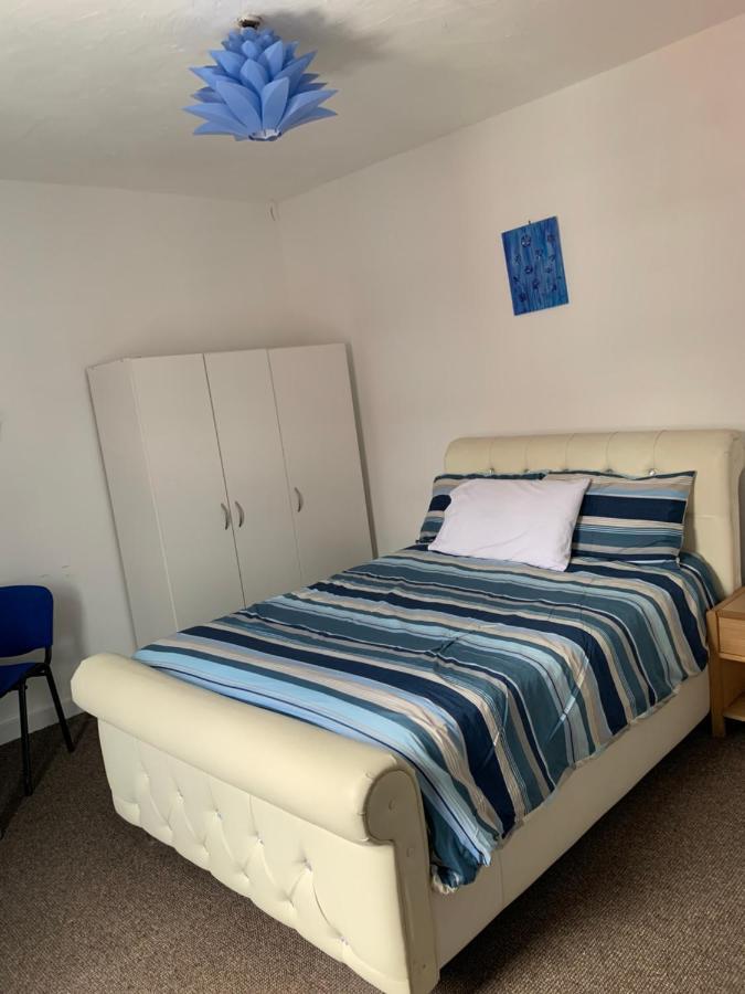 Starlight Self Service Accommodation Leigh  Zewnętrze zdjęcie
